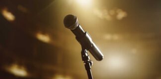 Microphone