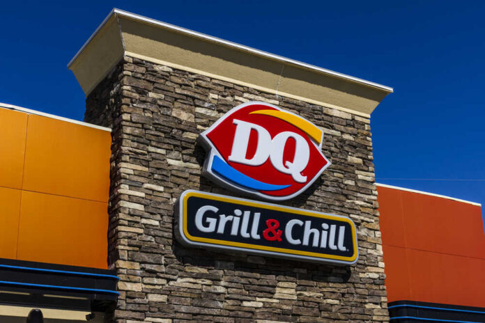 Indianapolis,-,Circa,October,2016:,Dairy,Queen,Retail,Fast,Food